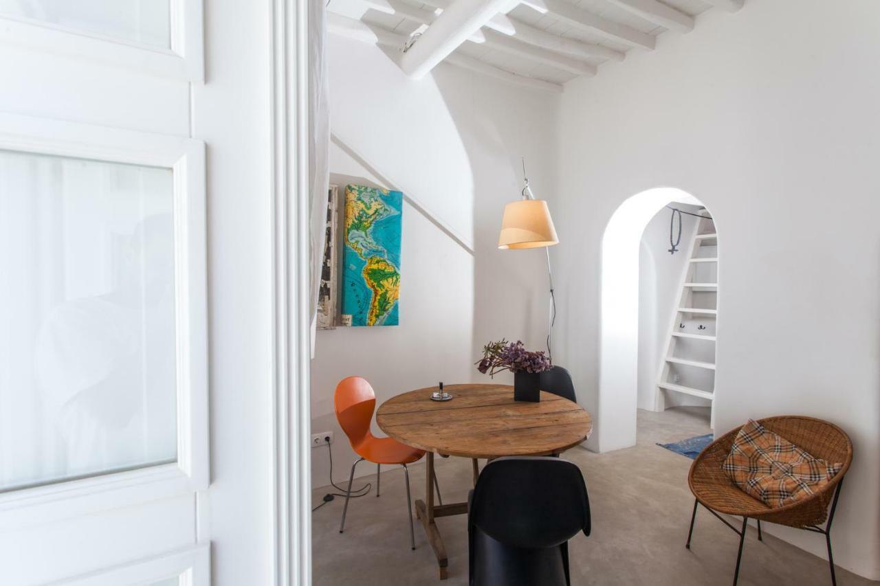 Eclectic & Artistic House In Mykonos Town Villa Exterior photo